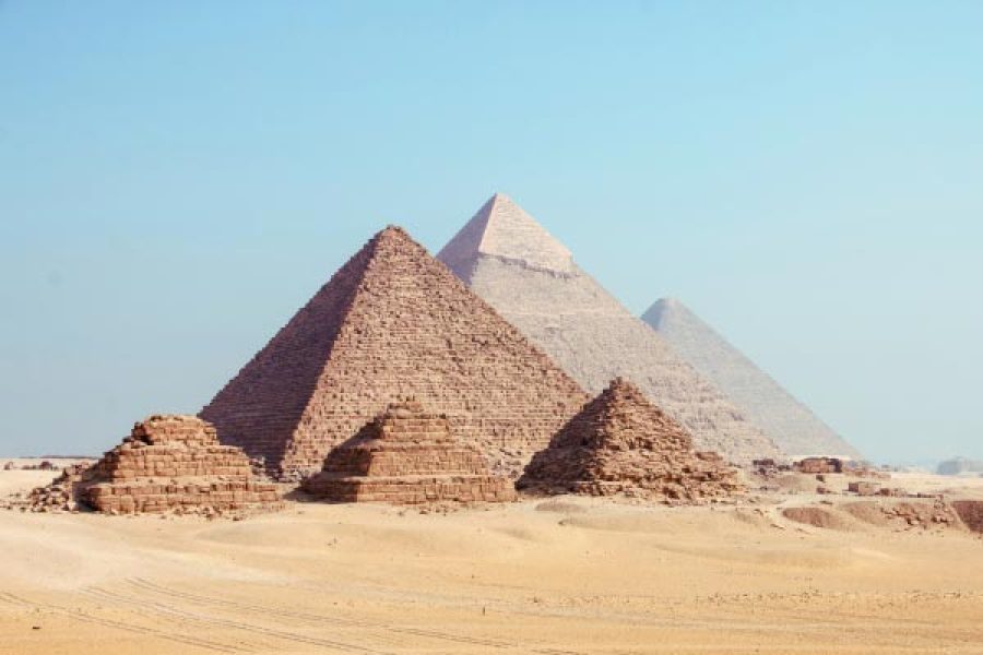 pyramids of giza 2